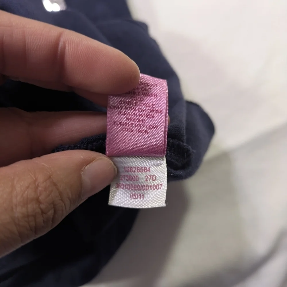 VS PINK Dallas Cowboys Vneck - Picture 5 of 7